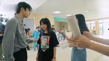 吃瓜系列综艺在哪看免费,揭秘热门节目观看途径