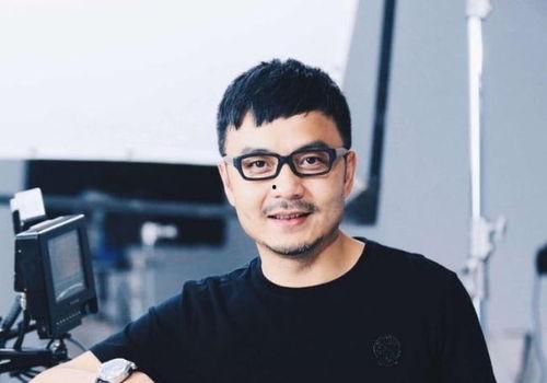 何炅爆料尴尬视频,揭秘娱乐圈不为人知的一面