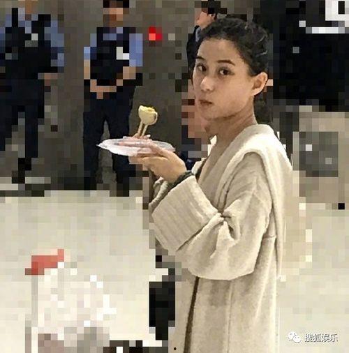 窦骁何超莲最新爆料新闻,甜蜜互动曝光！
